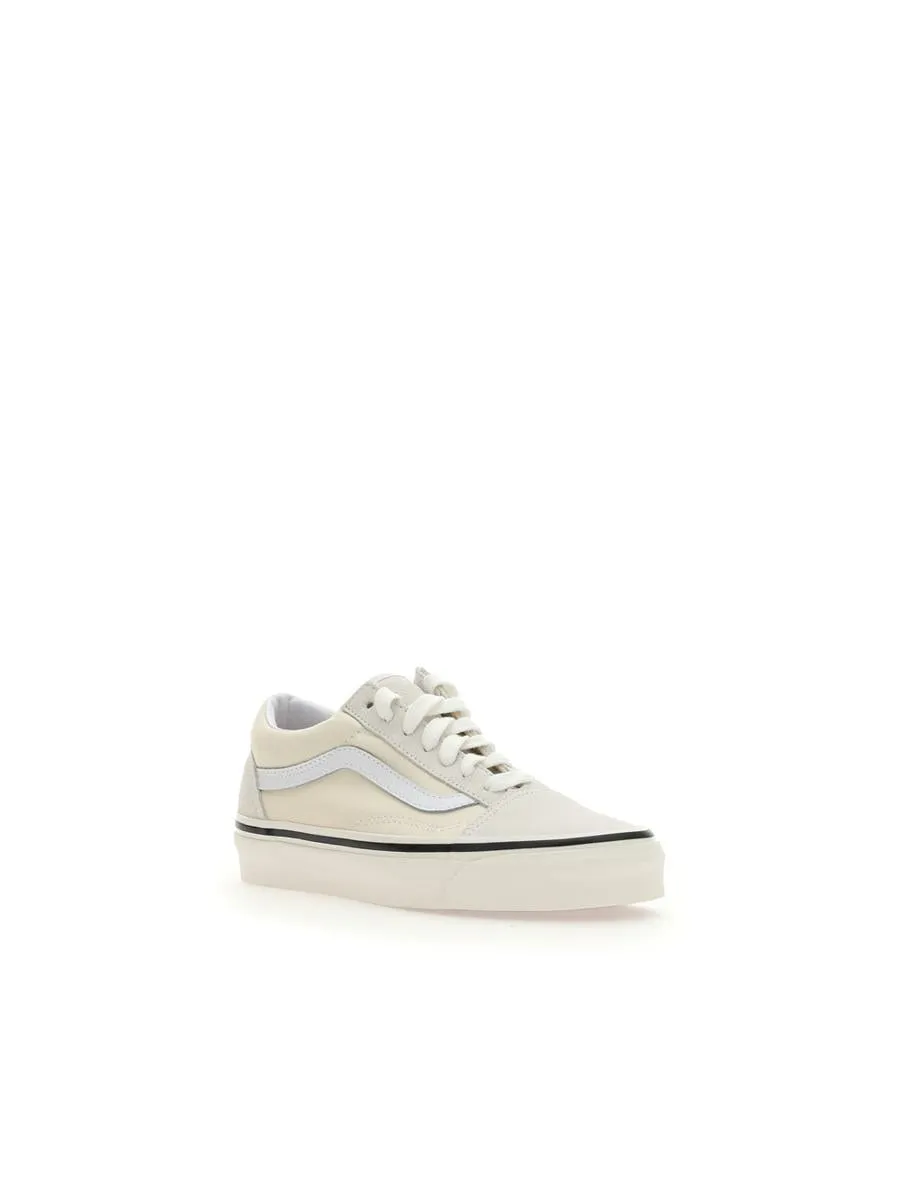 2083355 VANS school universtity student casual daily wearing shoes