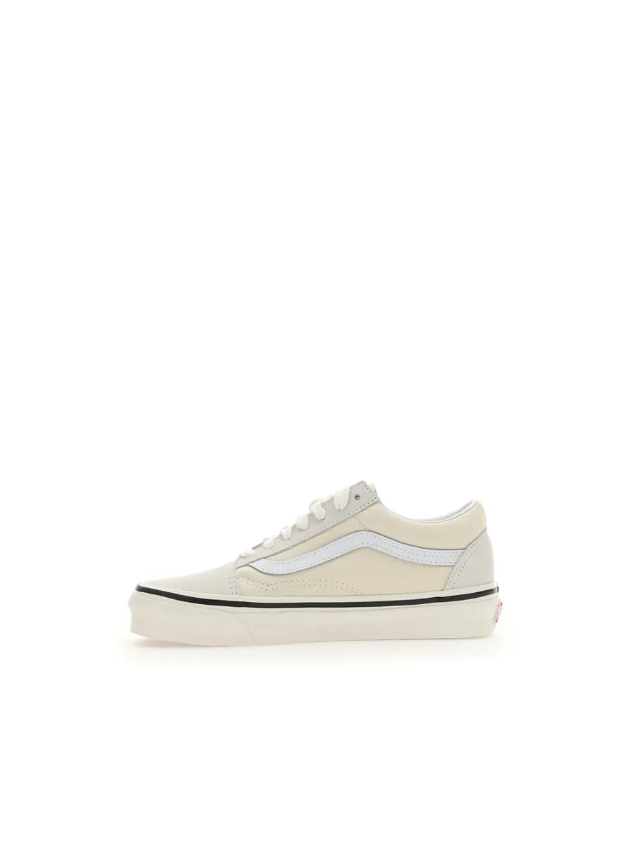 2083355 VANS school universtity student casual daily wearing shoes