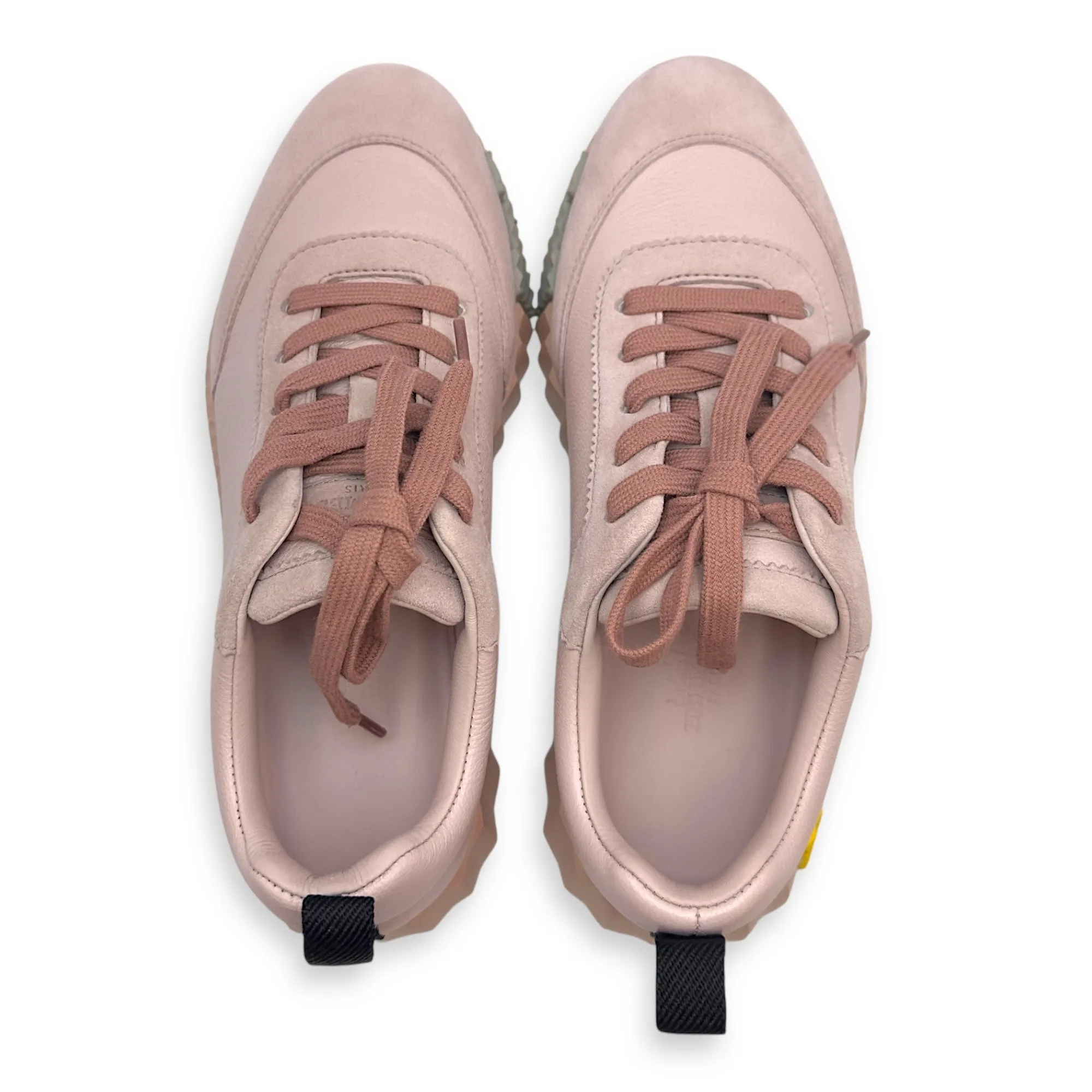 Bouncing 36 Rose Porcelaine Sneakers in Suede Leather