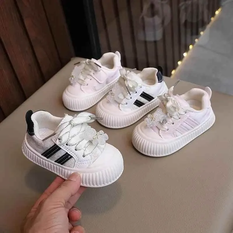 Children's Casual Shoes for Girls with Cute Bear Sneakers - TSS284