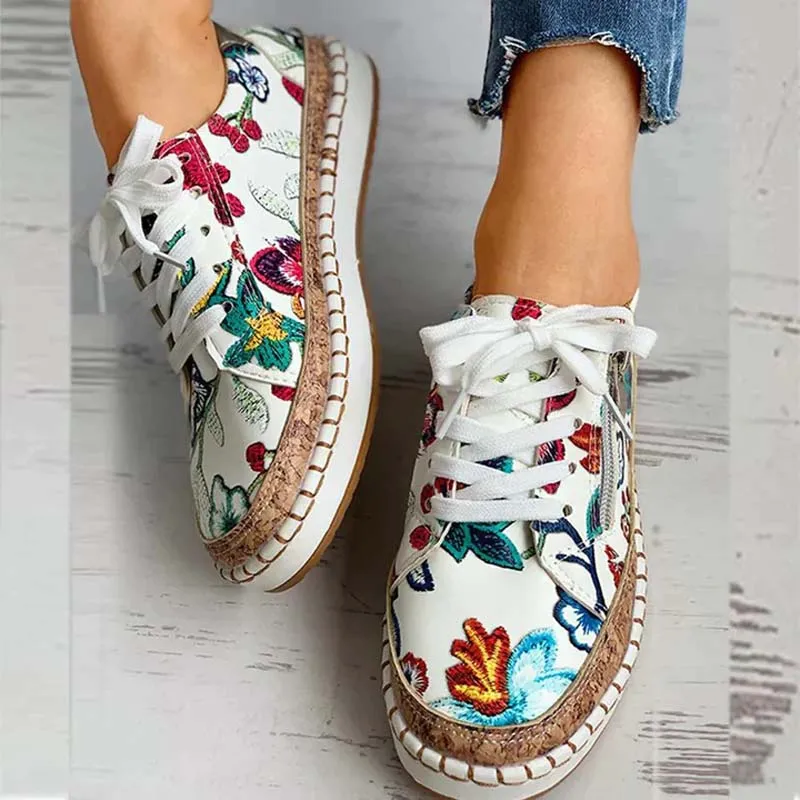 Fashionable Casual Shoes