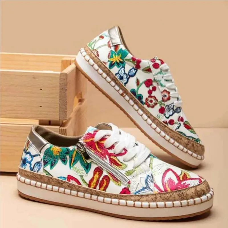 Fashionable Casual Shoes