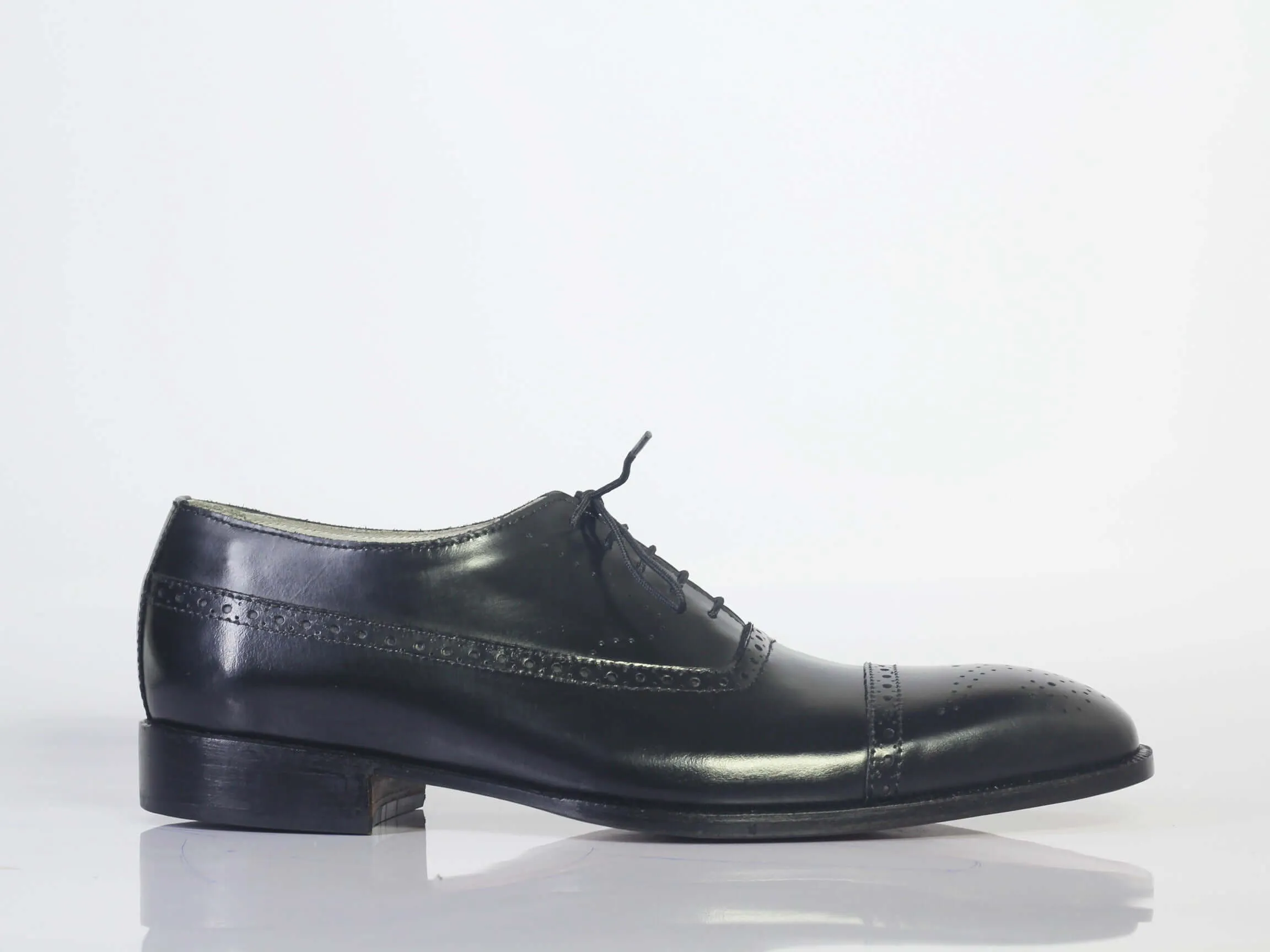 Handmade Men Black Leather Cap Toe Brogue Shoes, Men Dress Formal Designer Shoes