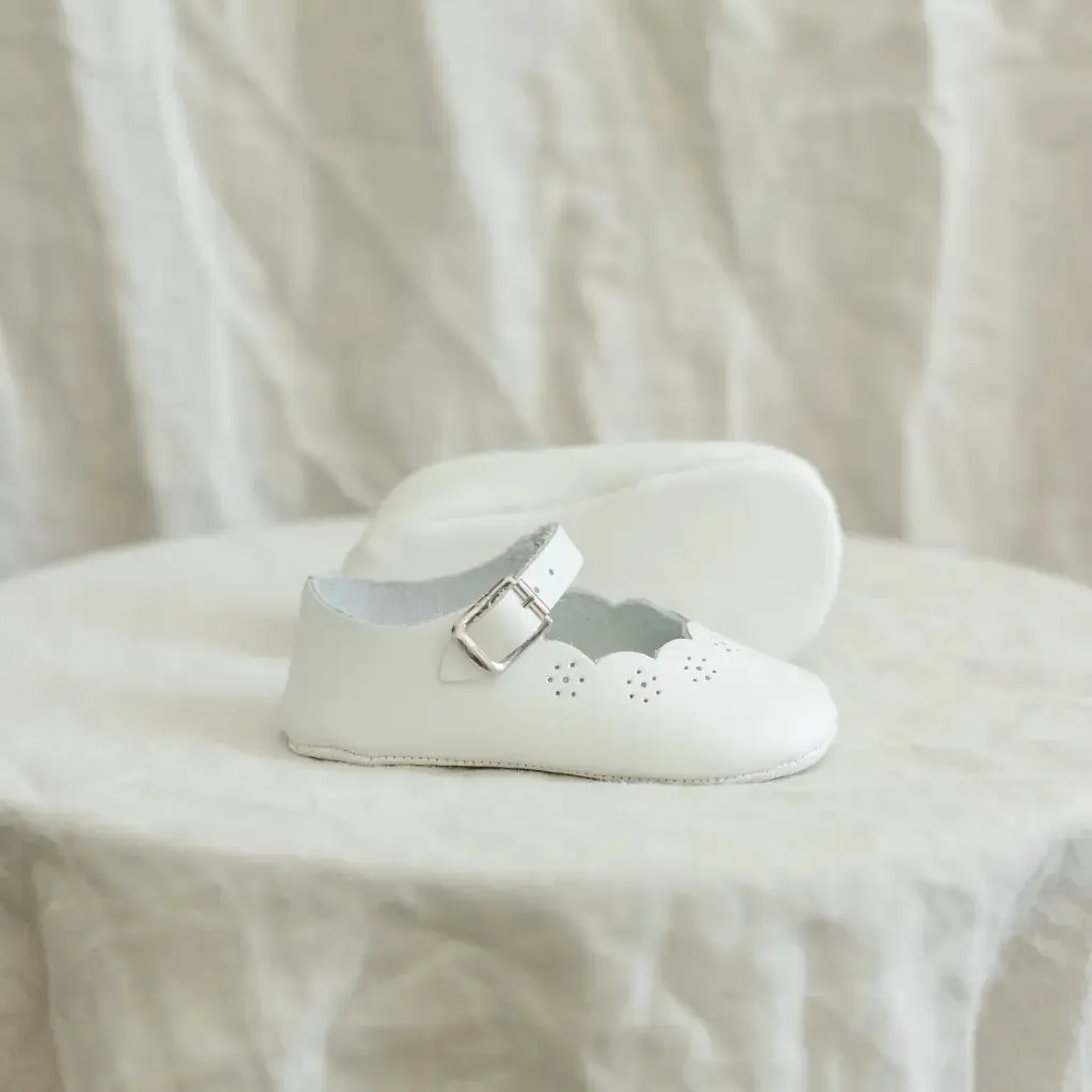 Soft Soled Scalloped Mary Jane | White