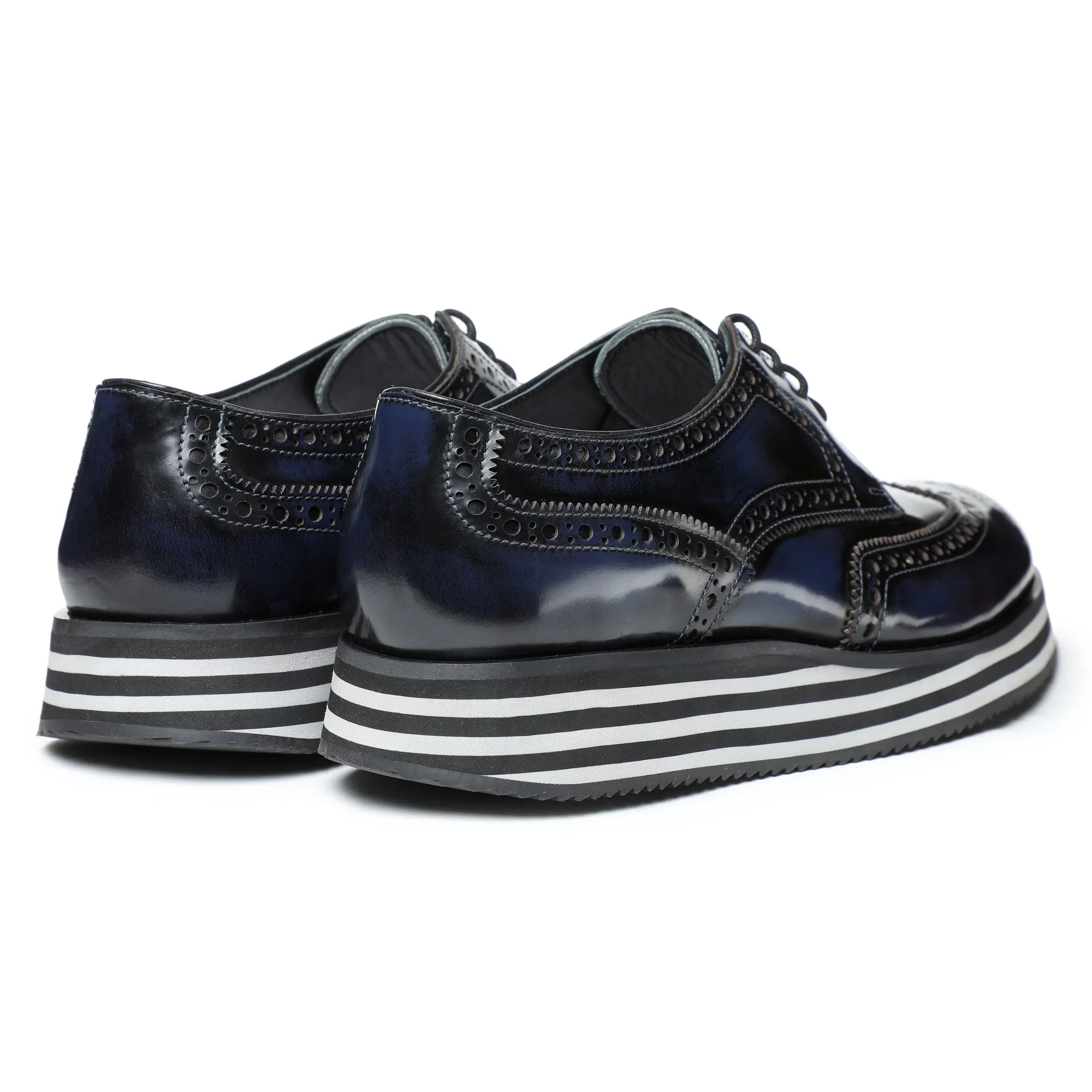 Wingtip Sneakers- Brush Off Navy