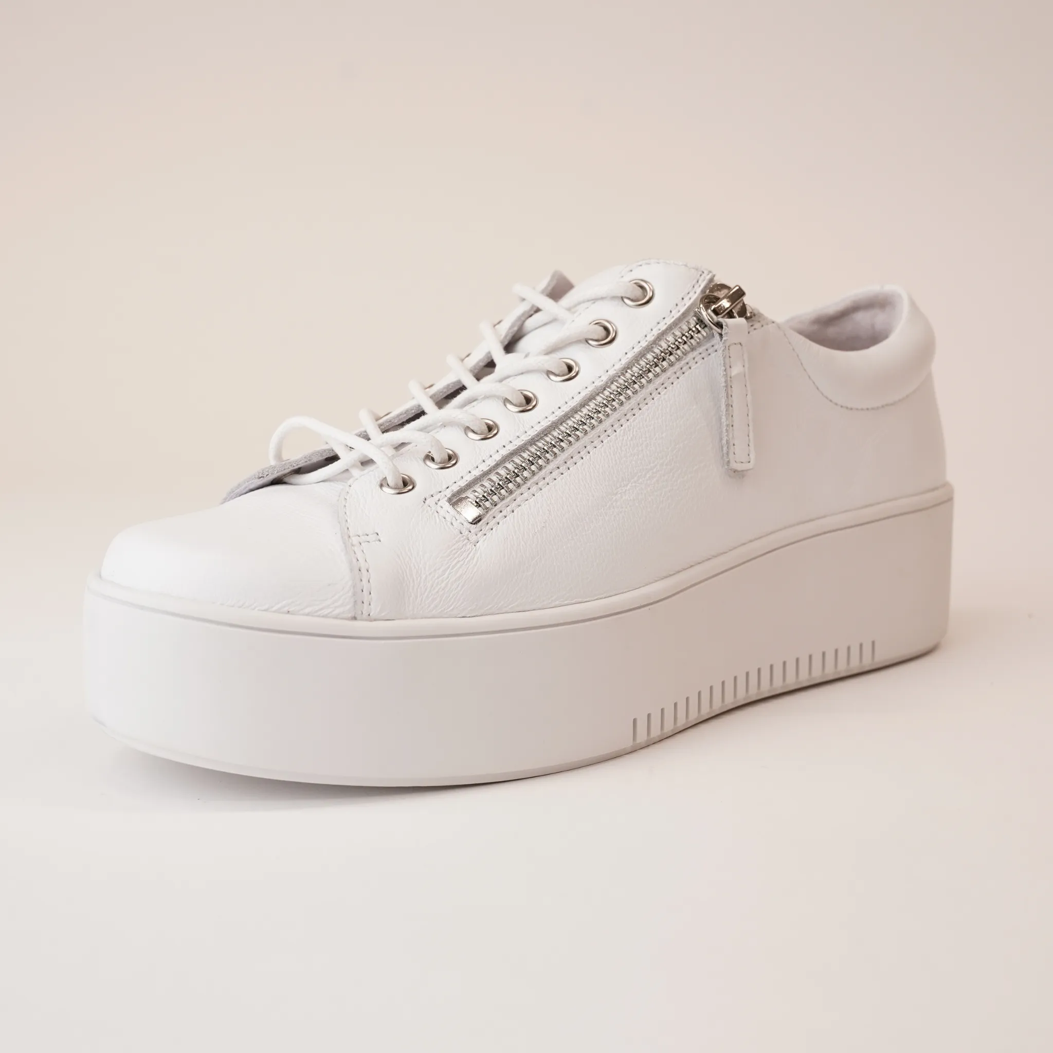 Wolfie White Leather Sneakers